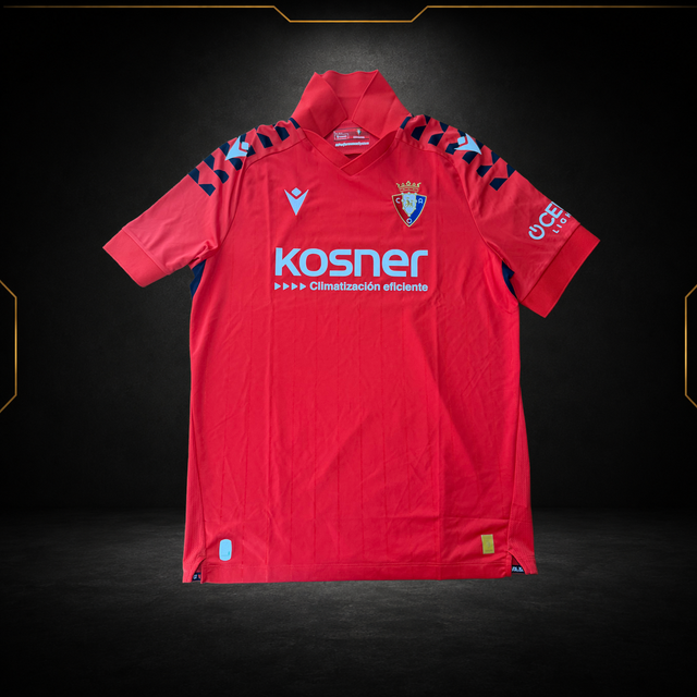 CA Osasuna Home Jersey 2025/26 (9.5/10) (L)