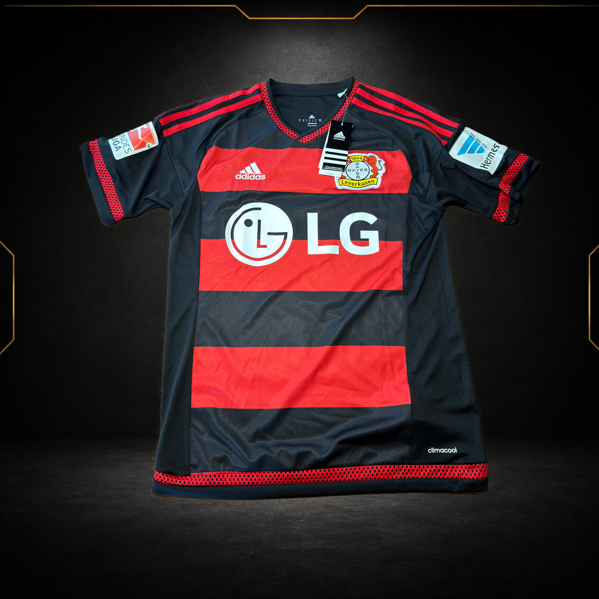 Bayer Leverkusen Home Jersey 2015/16 - Chicharito #7 (10/10) (S)