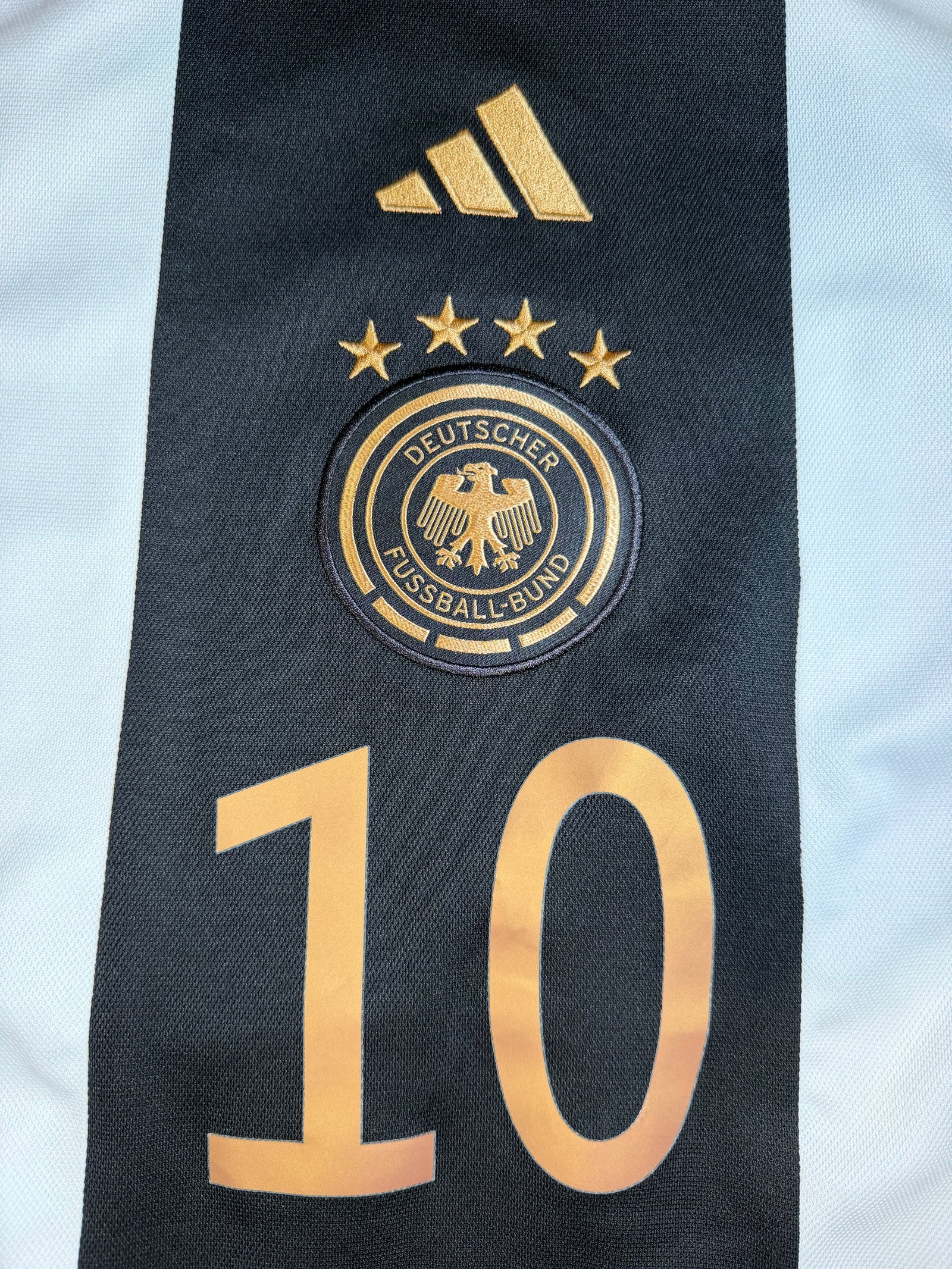 Deutschland Heimtrikot 2022/23 Gnabry #10 - (9.5/10) (S)